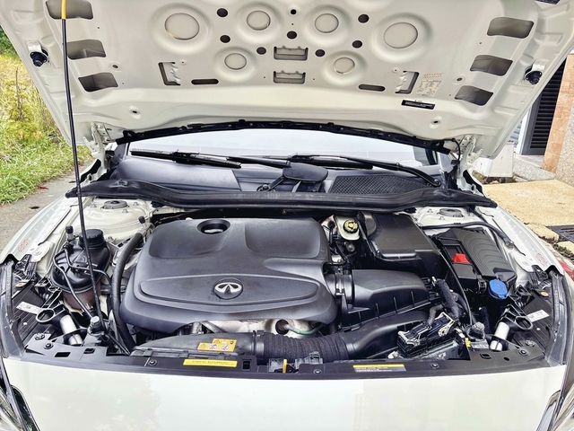 INFINITI無限 Q30  第11張相片