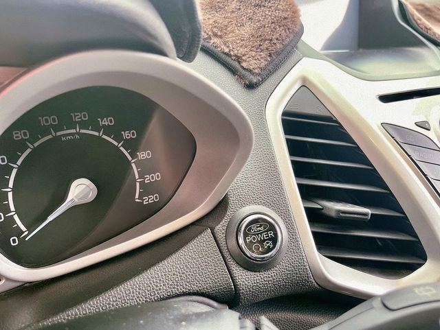 FORD福特 ECOSPORT  第12張相片