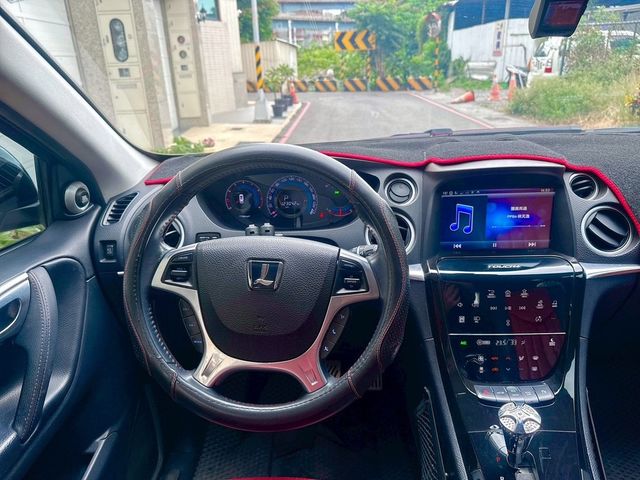 LUXGEN納智捷 V7 ECO HYPER  第7張相片