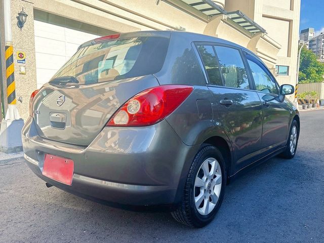 NISSAN日產 TIIDA  第4張相片