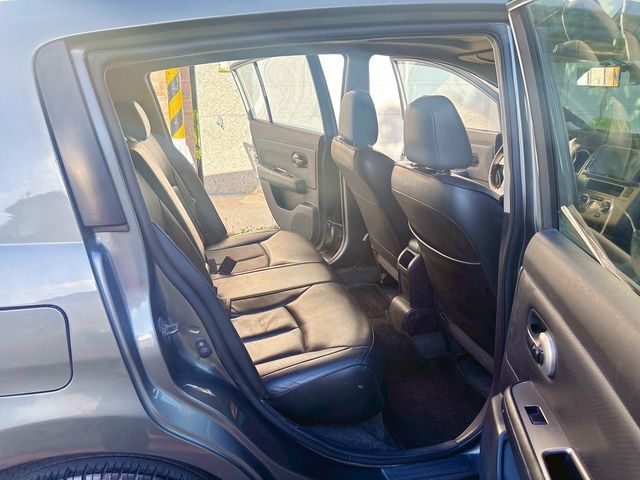 NISSAN日產 TIIDA  第18張相片