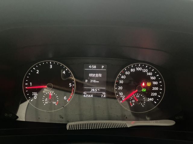 VOLKSWAGEN福斯 T6 CARAVELLE  第7張相片