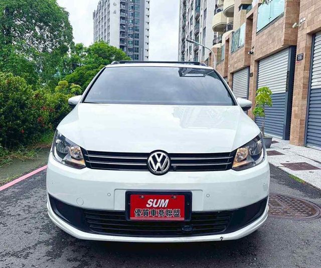 VOLKSWAGEN福斯 TOURAN  第3張相片