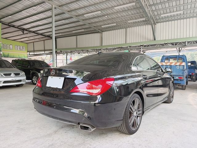 M-BENZ賓士 CLA200  第2張相片