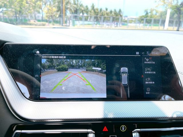 BMW寶馬 118I  第9張相片