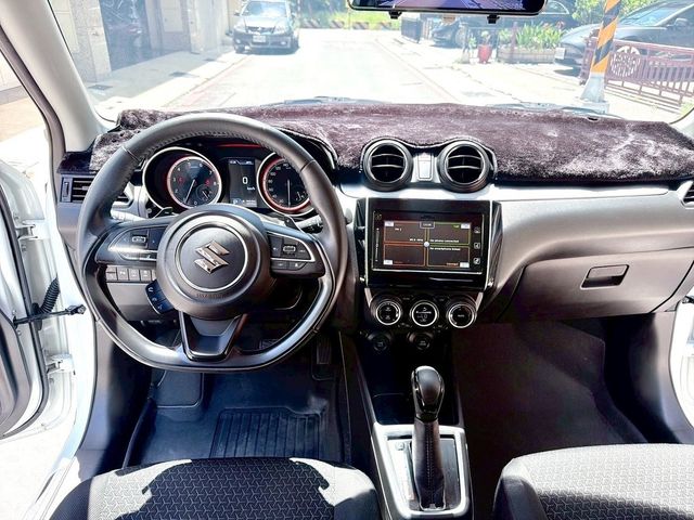 SUZUKI鈴木 SWIFT  第11張相片