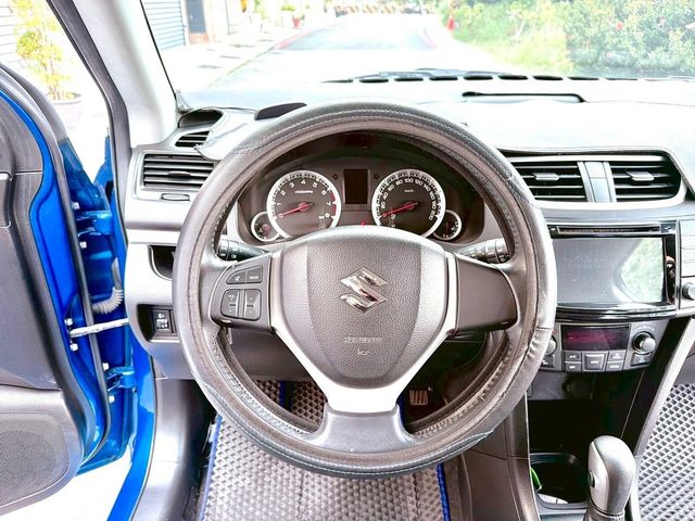 SUZUKI鈴木 SWIFT  第11張相片