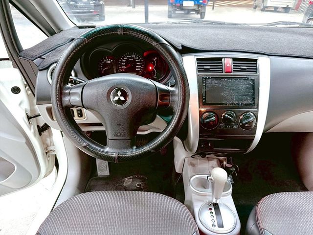 MITSUBISHI三菱 COLT PLUS  第10張相片