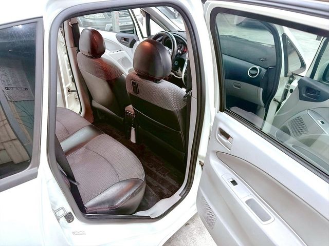 MITSUBISHI三菱 COLT PLUS  第14張相片