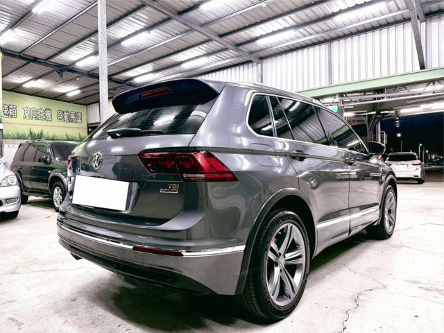VOLKSWAGEN福斯 TIGUAN  第2張相片