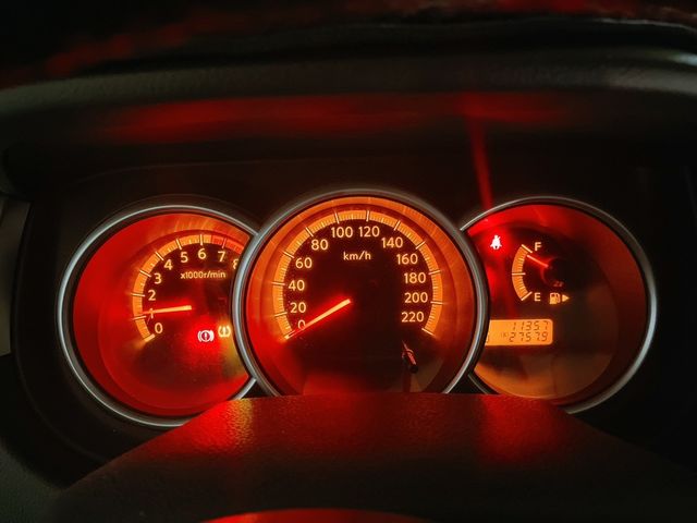 NISSAN日產 TIIDA  第6張相片