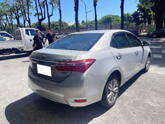 TOYOTA豐田 ALTIS  第5張相片