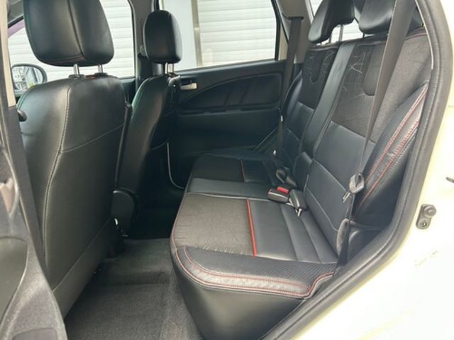 MITSUBISHI三菱 COLT PLUS  第16張相片
