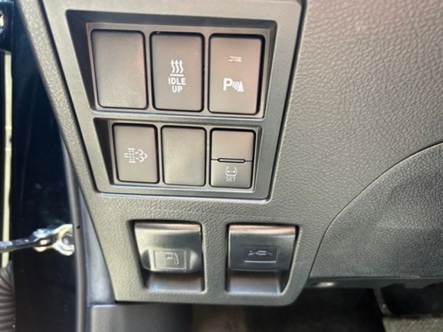 TOYOTA豐田 HILUX  第12張相片