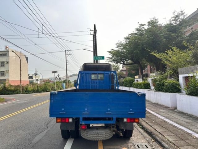 MITSUBISHI三菱 CANTER  第4張相片