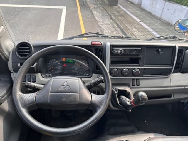 MITSUBISHI三菱 CANTER  第5張相片