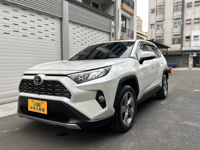 TOYOTA豐田 RAV4  第1張相片