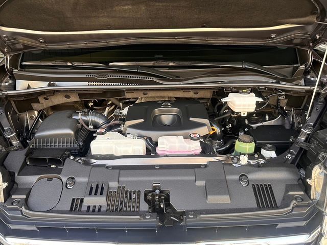 TOYOTA豐田 GRANVIA  第11張相片