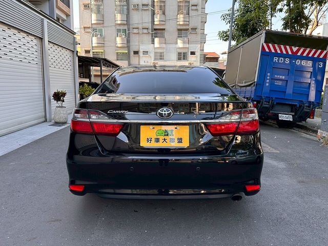 TOYOTA豐田 CAMRY  第4張相片