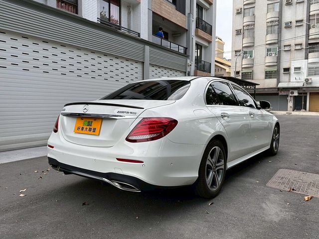 M-BENZ賓士 E300  第2張相片
