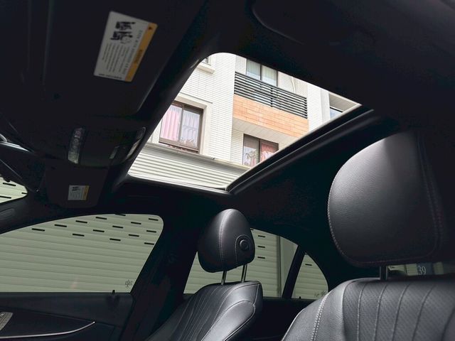 M-BENZ賓士 E300  第10張相片