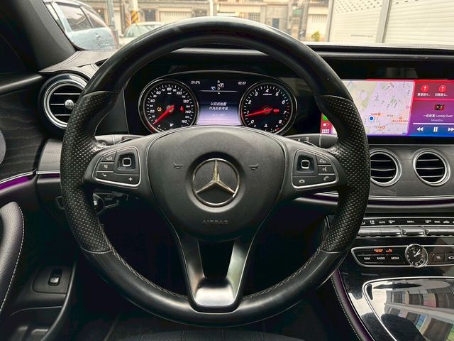 M-BENZ賓士 E300  第11張相片