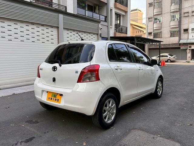 TOYOTA豐田 YARIS  第2張相片
