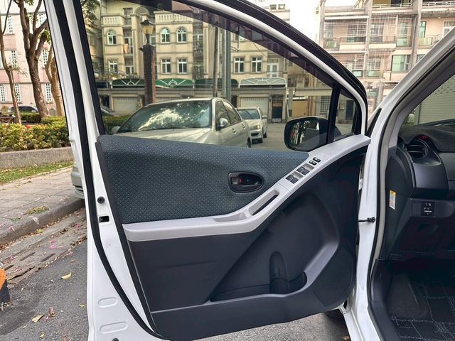 TOYOTA豐田 YARIS  第5張相片