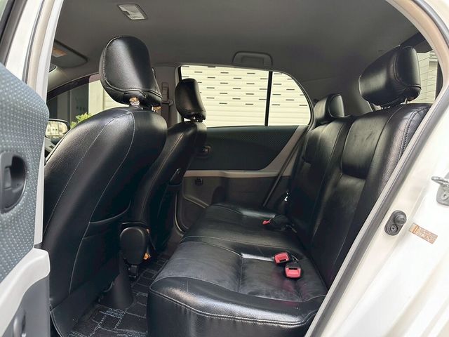 TOYOTA豐田 YARIS  第7張相片