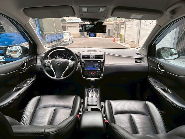 NISSAN日產 TIIDA  第7張相片