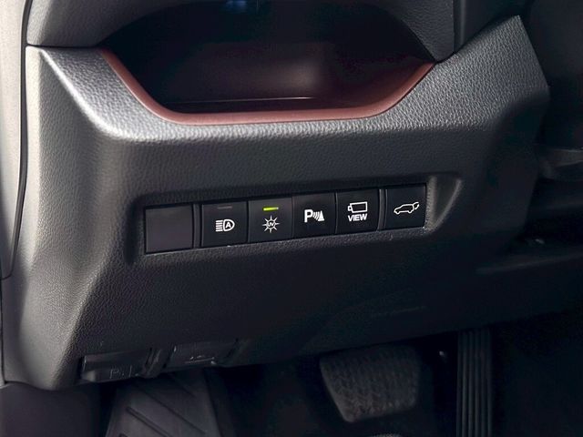 TOYOTA豐田 RAV4  第13張相片