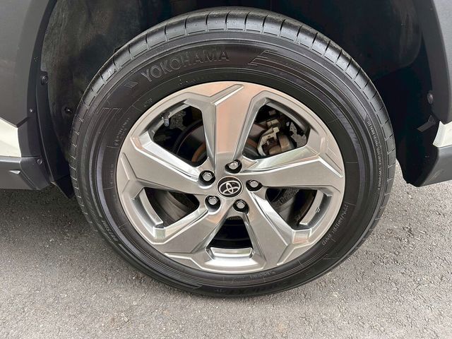 TOYOTA豐田 RAV4  第17張相片