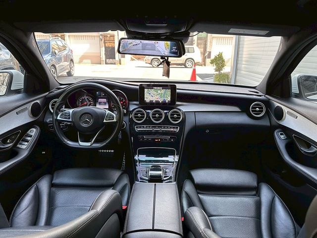 M-BENZ賓士 C250  第8張相片