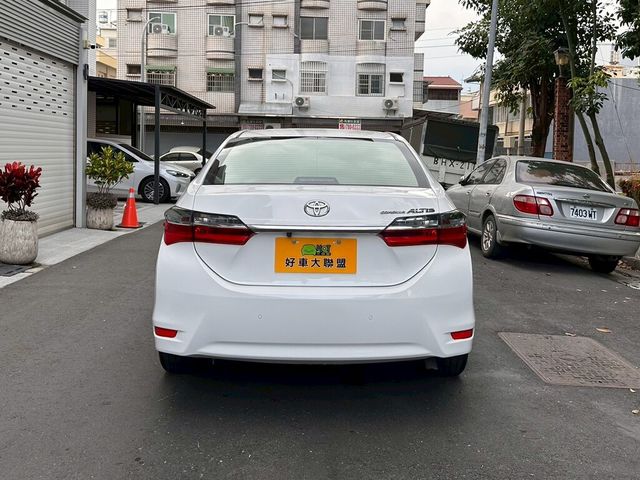 TOYOTA豐田 ALTIS  第4張相片
