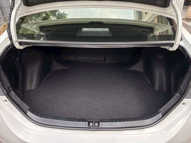 TOYOTA豐田 ALTIS  第15張相片