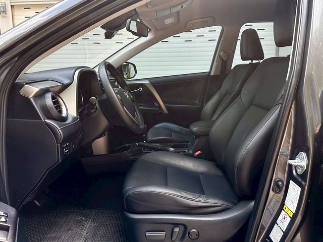 TOYOTA豐田 RAV4  第3張相片