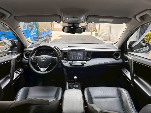 TOYOTA豐田 RAV4  第5張相片