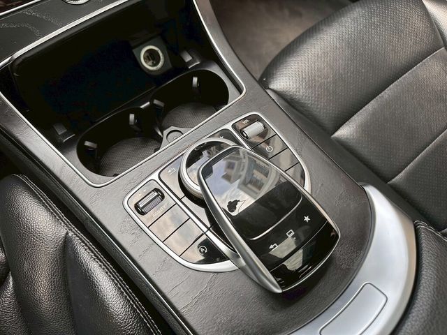 M-BENZ賓士 C300  第12張相片
