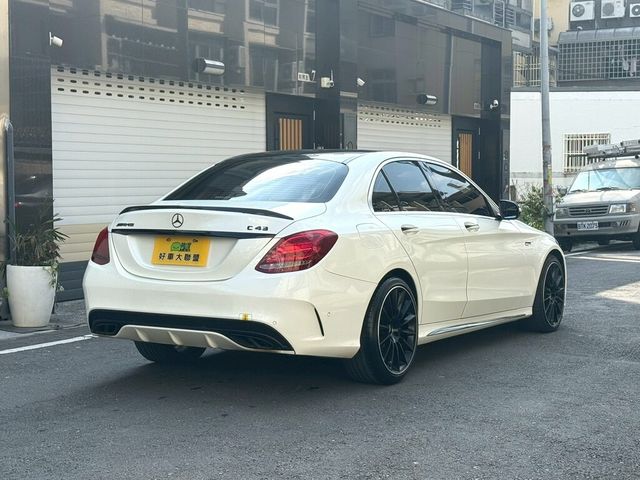 M-BENZ賓士 C400  第2張相片