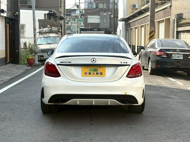 M-BENZ賓士 C400  第4張相片