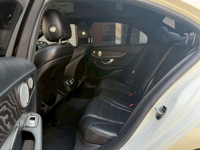 M-BENZ賓士 C400  第7張相片