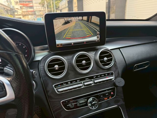 M-BENZ賓士 C400  第11張相片