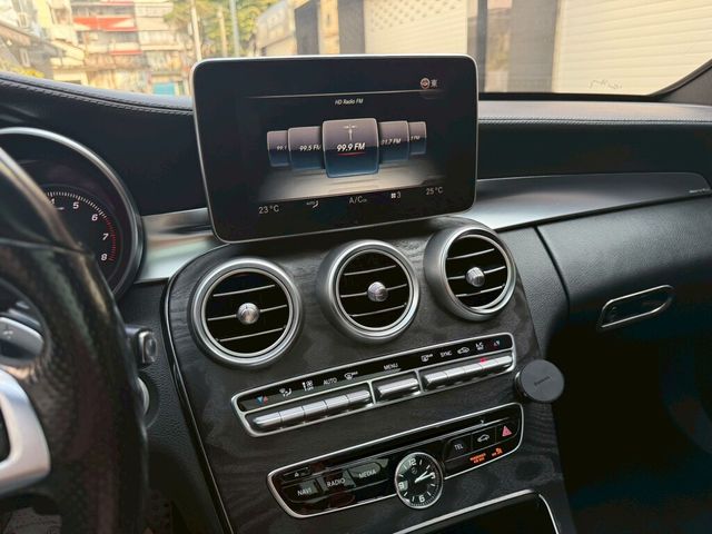 M-BENZ賓士 C400  第12張相片