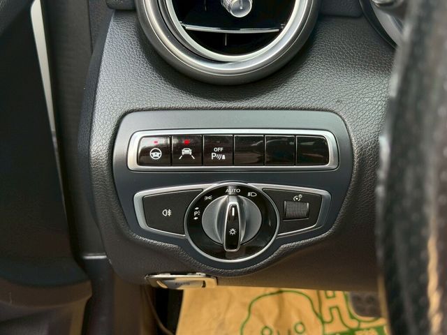 M-BENZ賓士 C400  第16張相片