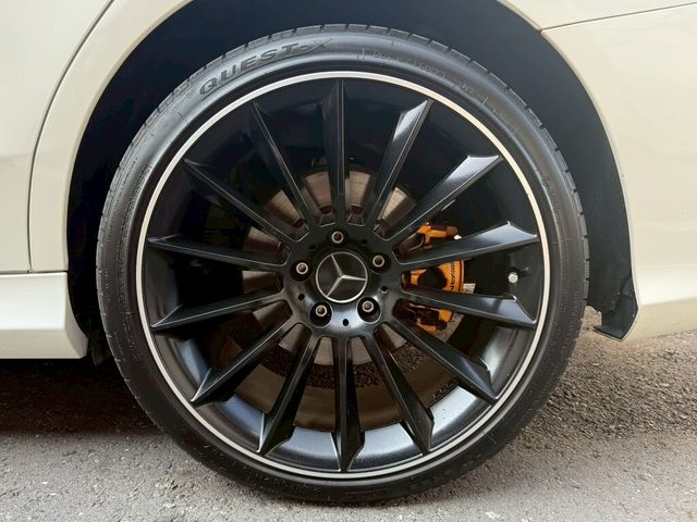 M-BENZ賓士 C400  第18張相片