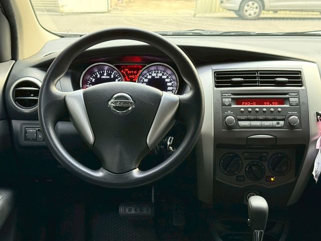 NISSAN日產 LIVINA  第5張相片