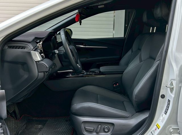 TOYOTA豐田 CAMRY  第5張相片