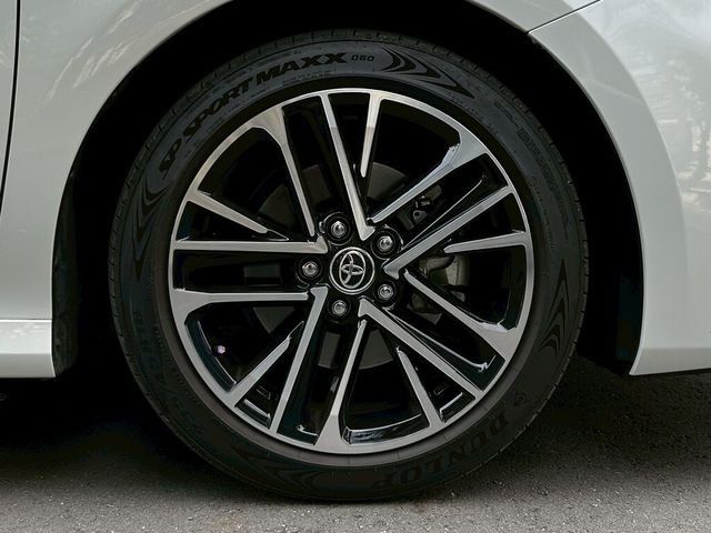 TOYOTA豐田 CAMRY  第18張相片