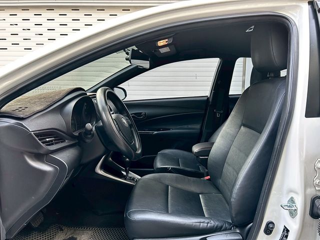 TOYOTA豐田 YARIS  第2張相片