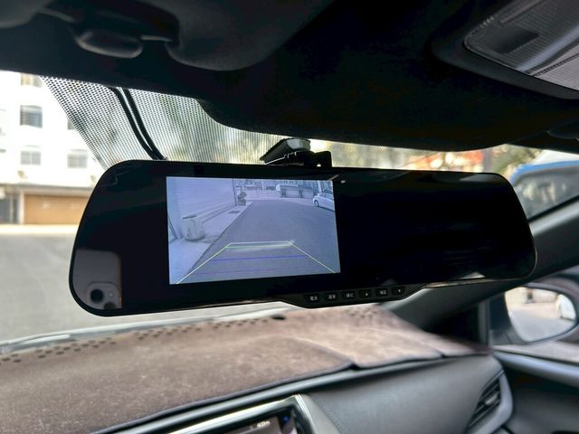 TOYOTA豐田 YARIS  第7張相片